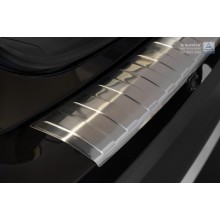 Накладка на задний бампер (матовая, парктроники) Mitsubishi Outlander III FL (2015-)